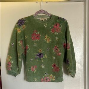Rare Sezane sweater size small.